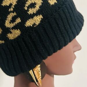 Stylish Black and Gold Earrings